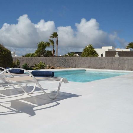 Villa Lola Playa Blanca  Exteriör bild