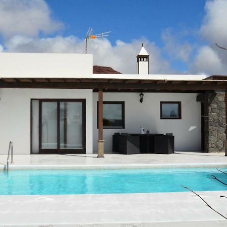 Villa Lola Playa Blanca  Exteriör bild