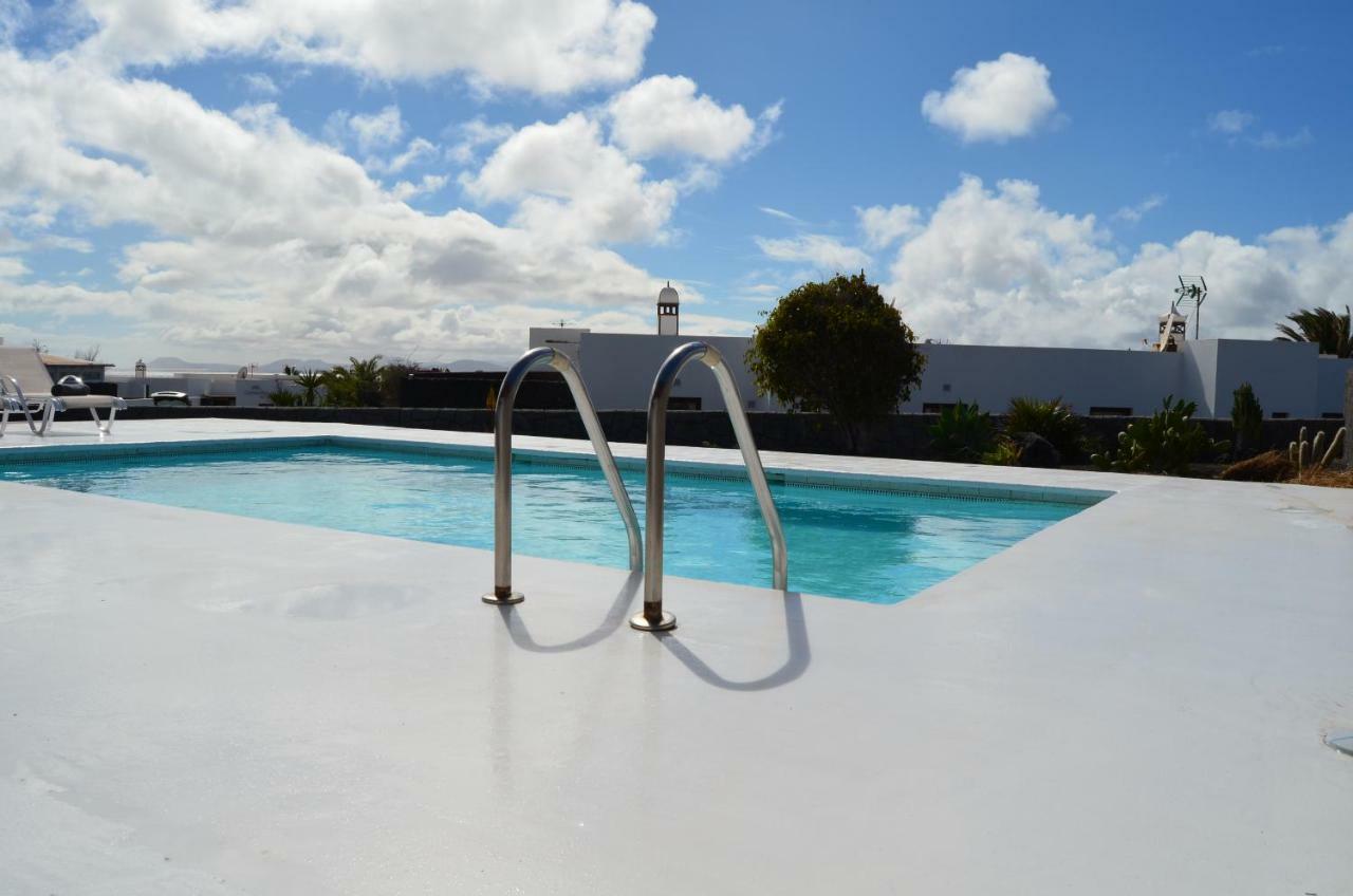 Villa Lola Playa Blanca  Exteriör bild